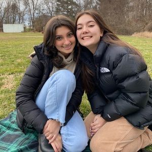 Meet your Posher, Elisa